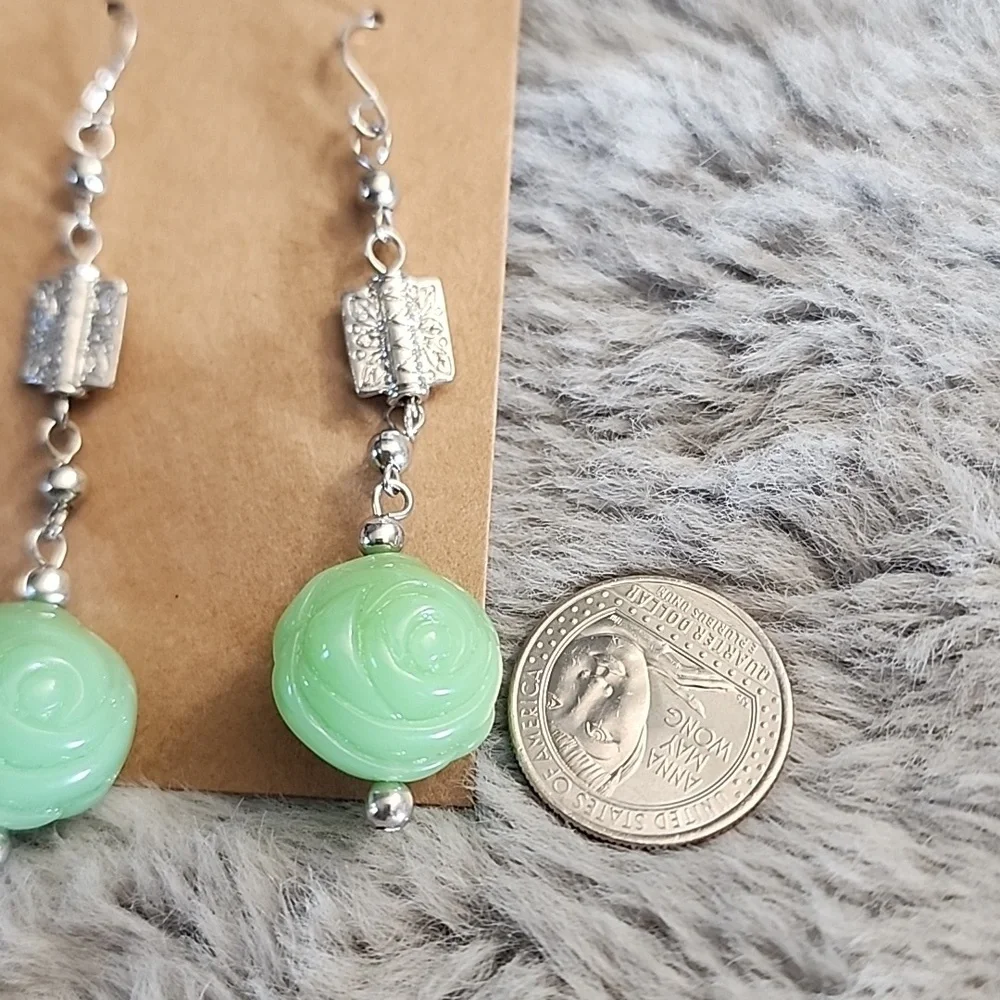Green and Silver Rose Detail Dangle Earrings‎